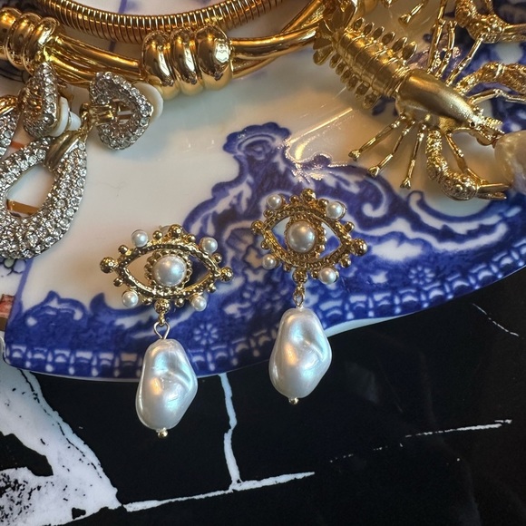 Mother of Pearl Gold Eye Drop Earrings - Picture 1 of 3